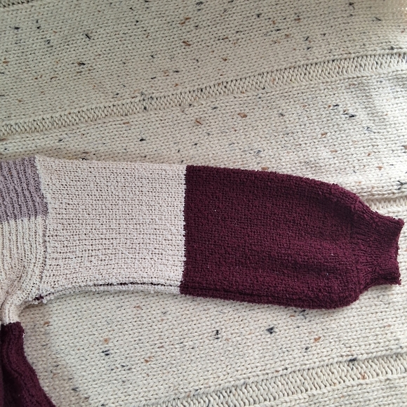 Colorblock Sweater - Purple and Cream - Picture 6 of 8